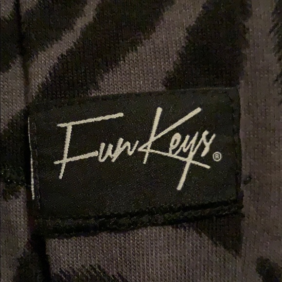 Funkeys zebra pants (not available online anymore) - Picture 2 of 5